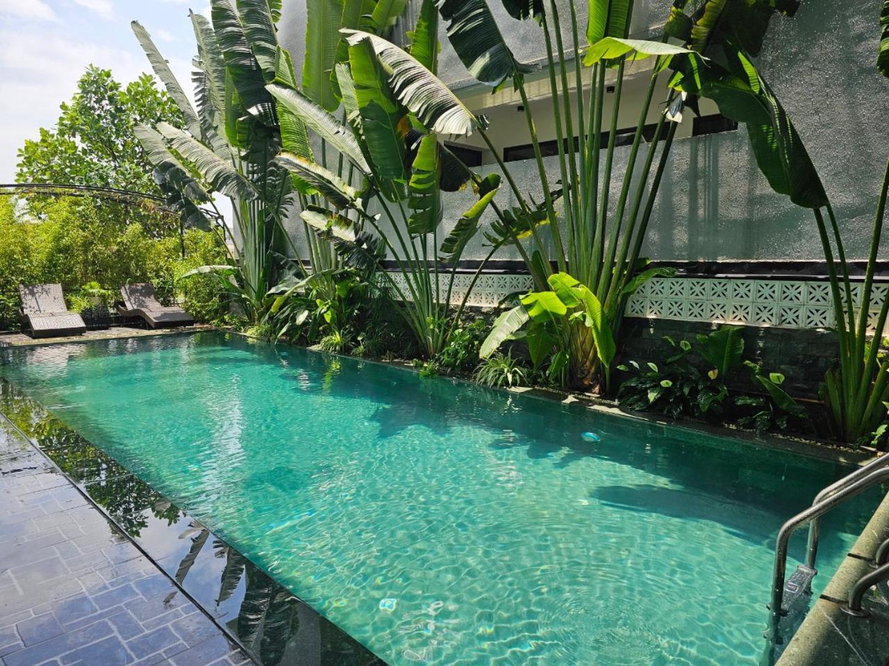 Lotus Hotel Ninh Binh Exterior foto